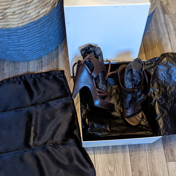 NIB (W37) - YSL Soho 105 Sandal - Picture 2 of 10